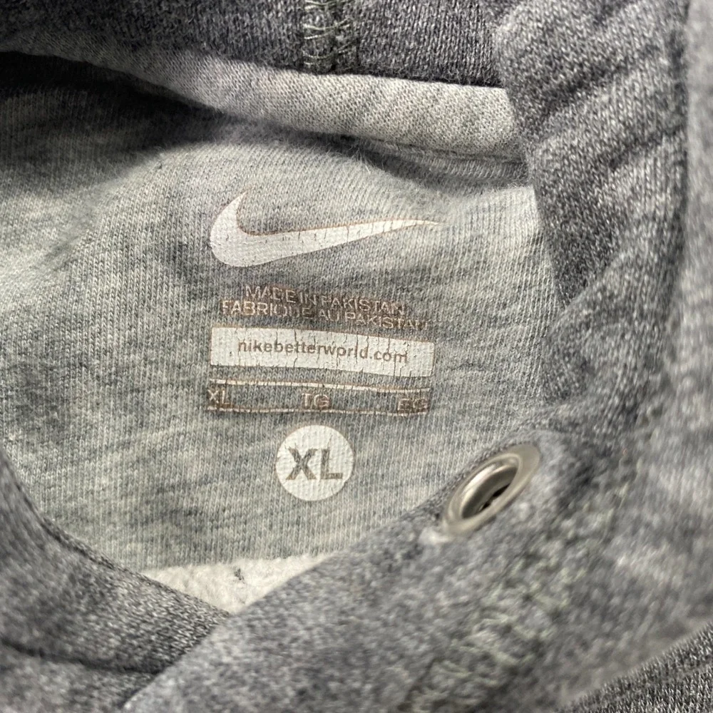 Nike pullover hoodie